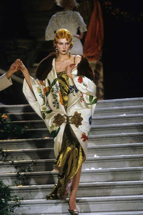 john galliano dior haute couture 1997 98|christian dior opera garnier.